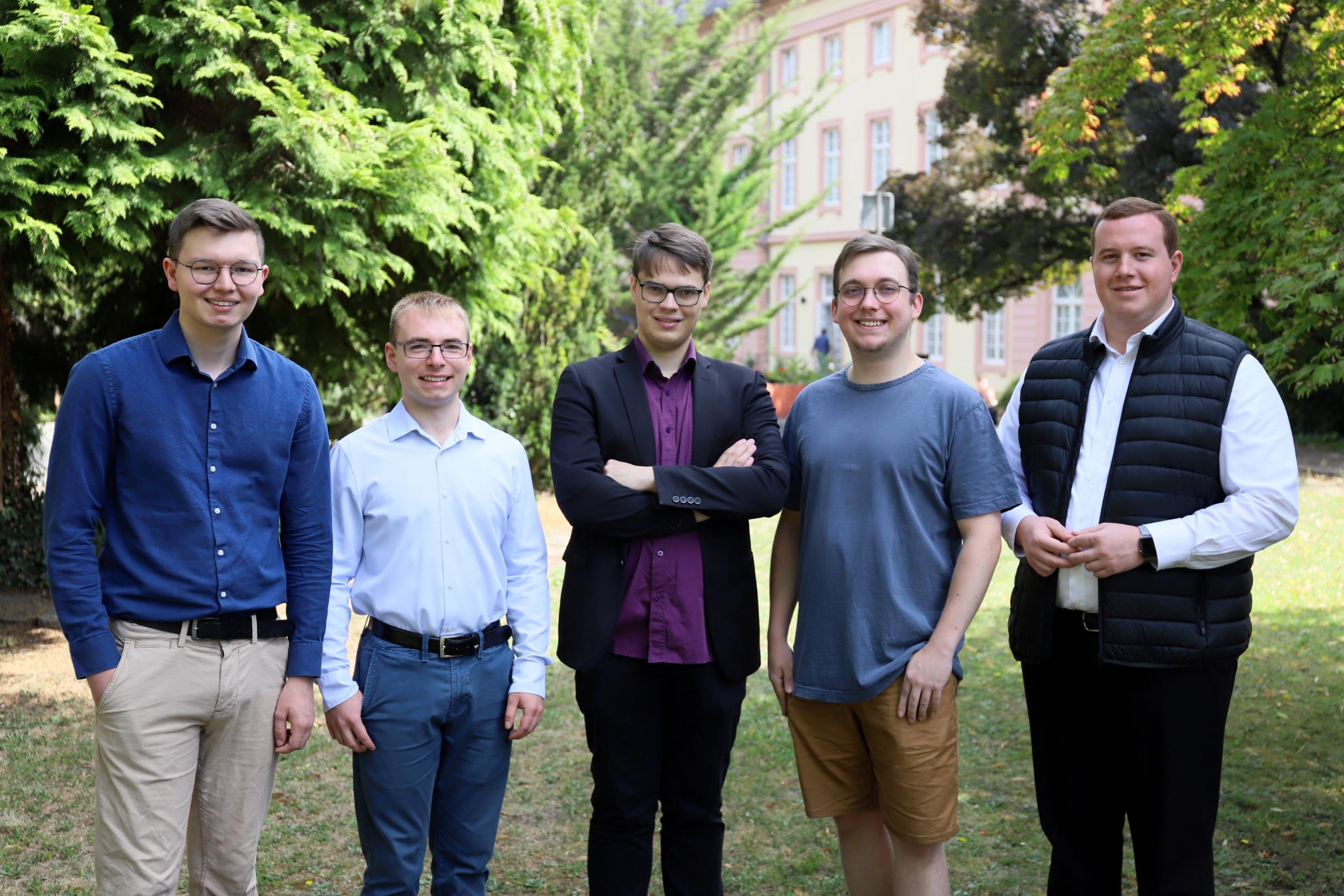 David Sawas, Riccardo Ragusa, Felix Mattes, Benedikt Lang, Tim Jung (v. l. n. r.)