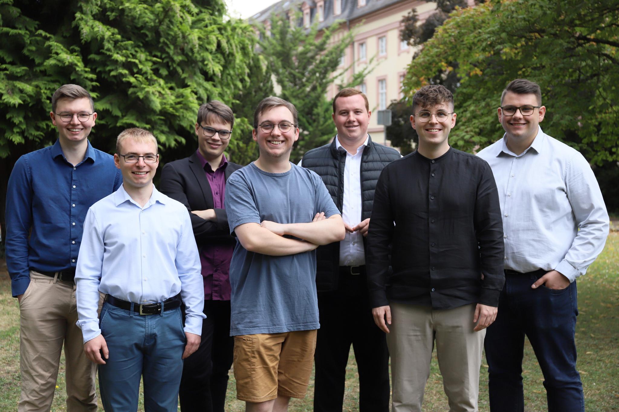 David Sawas, Riccardo Ragusa, Felix Mattes, Benedikt Lang, Tim Jung, Lars Felix Reiplinger, Noah Bach (v. l. n. r.)