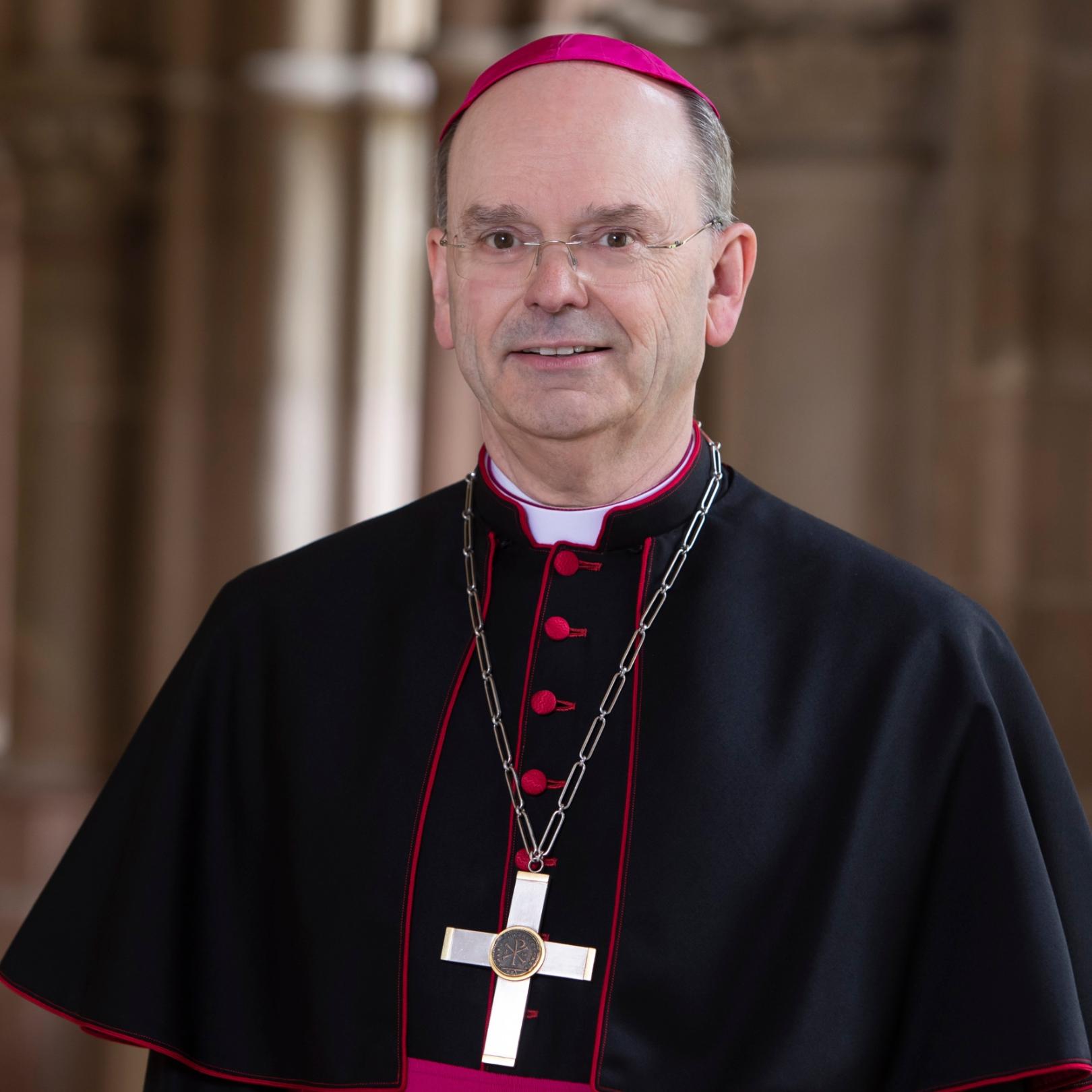 Weihbischof Robert Brahm