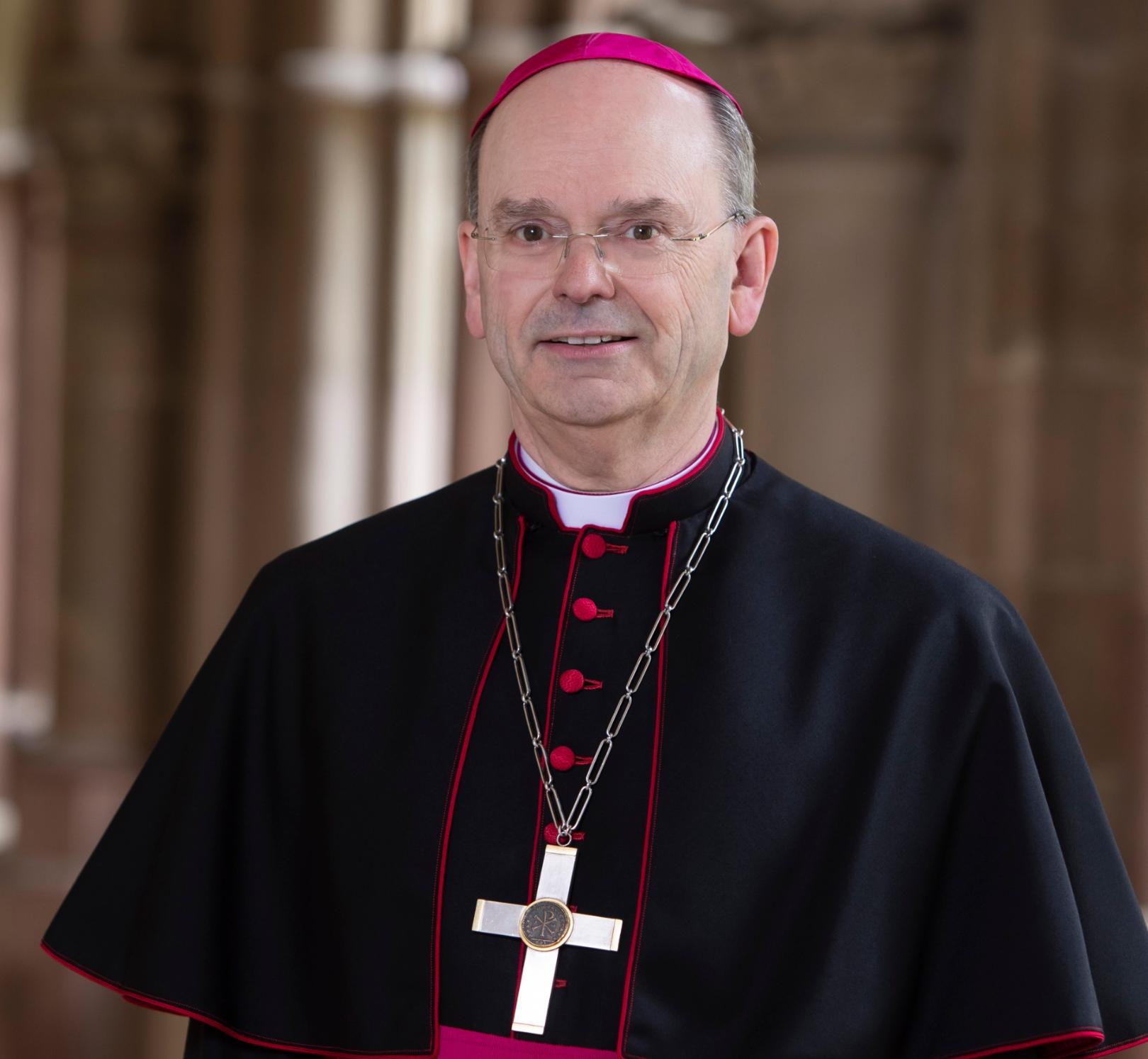 Weihbischof Robert Brahm