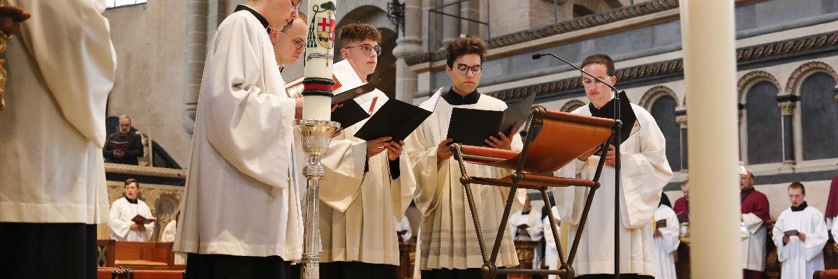 Die Schola bei der Priesterweihe