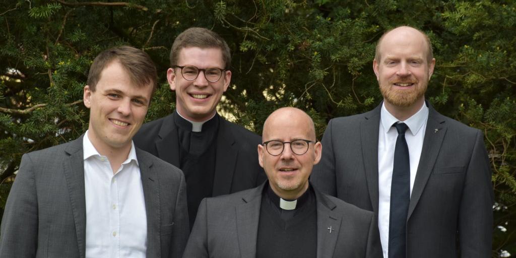 Mathieu Valet, Johannes Michael Cavelius, Spiritual Jan Lehmann und Regens Oliver Laufer-Schmitt (vlnr.) (c) Sarah Schött/Paulinus Wochenzeitung Mathieu Valet, Johannes Michael Cavelius, Spiritual Jan Lehmann und Regens Oliver Laufer-Schmitt (vlnr.)