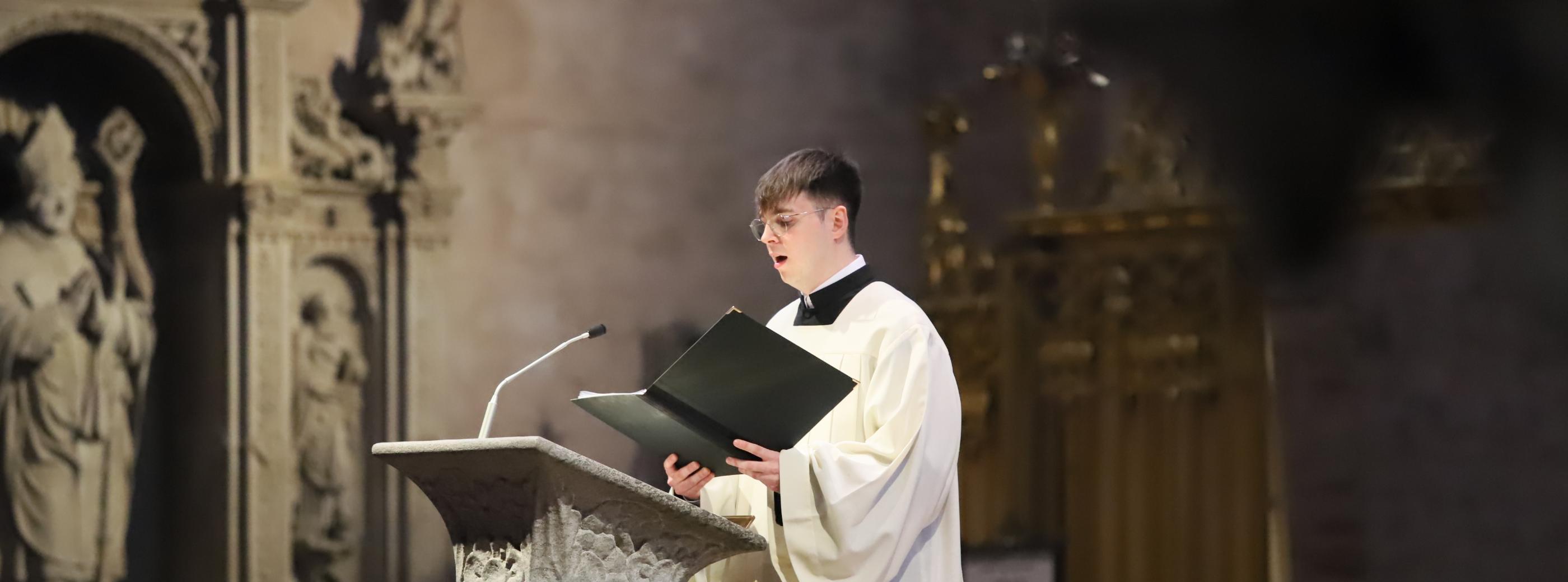 Kantorendienst bei der Priesterweihe
