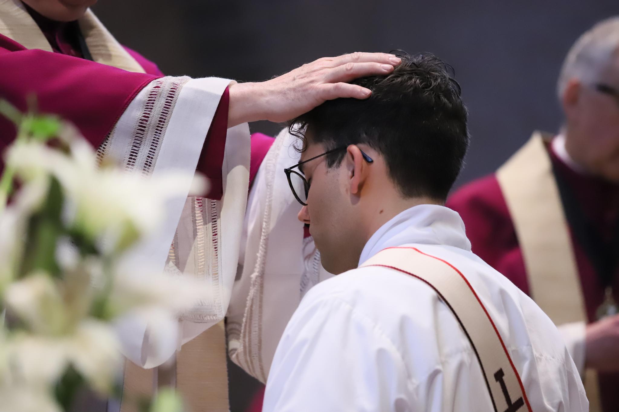 Christian Jager bei seiner Priesterweihe