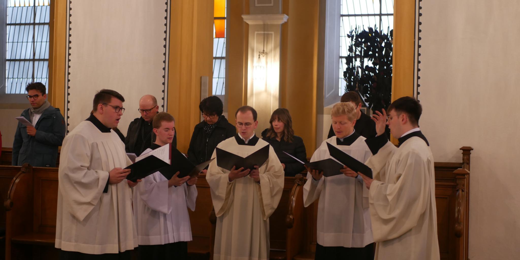 Schola des Priesterseminars (Priesterweihe 2024)