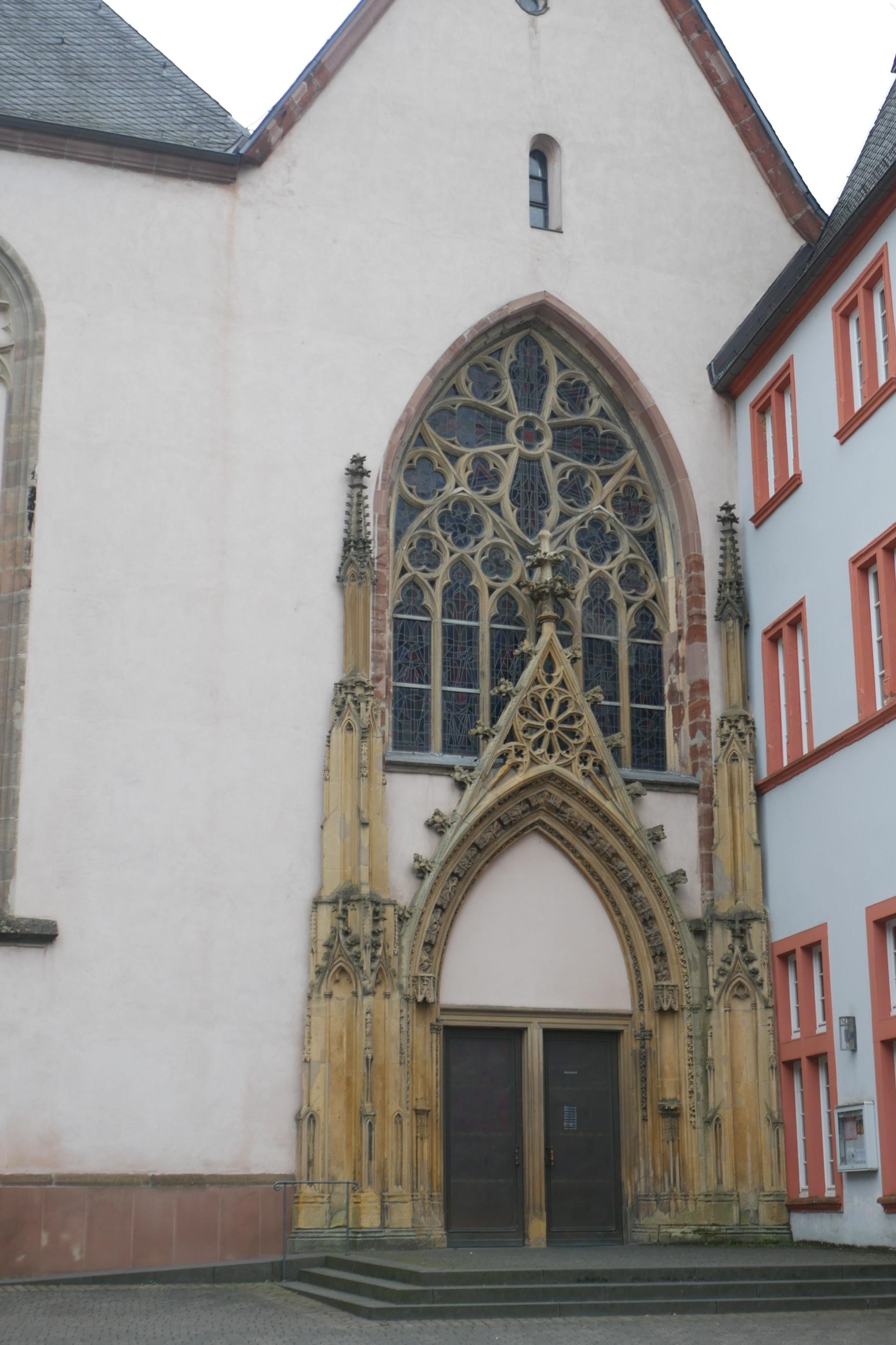 Eingang Jesuitenkirche