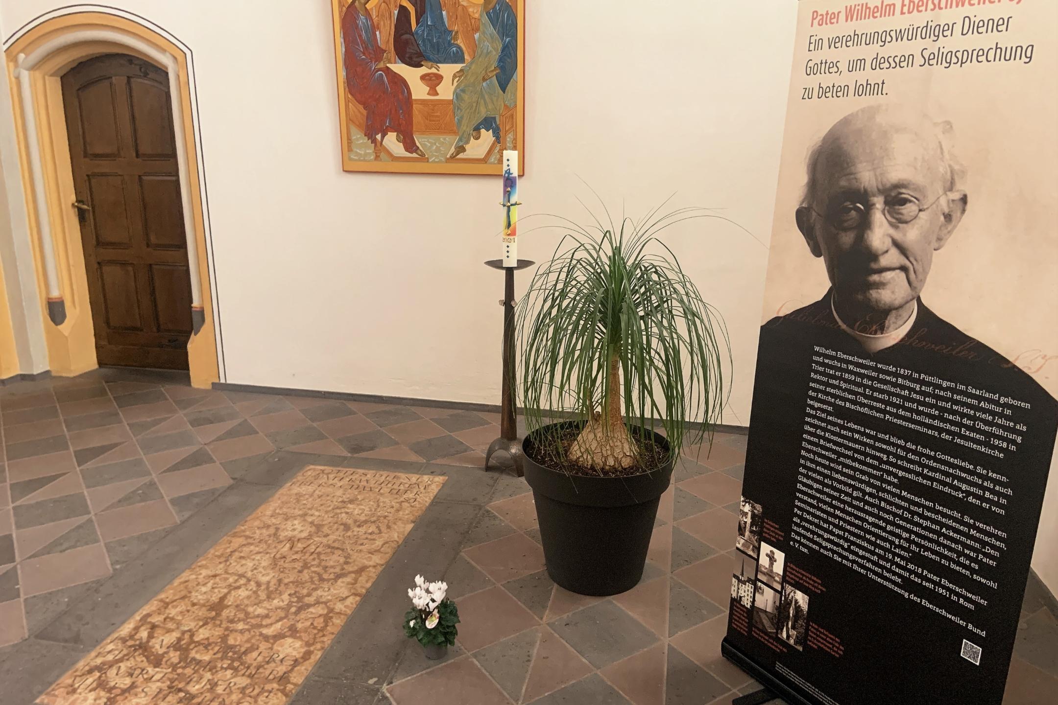 Grab von Pater Eberschweiler in der Jesuitenkirche