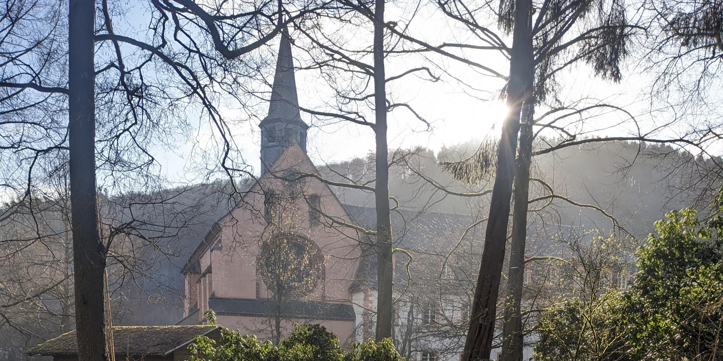 Sankt Thomas (Blick vom Garten)